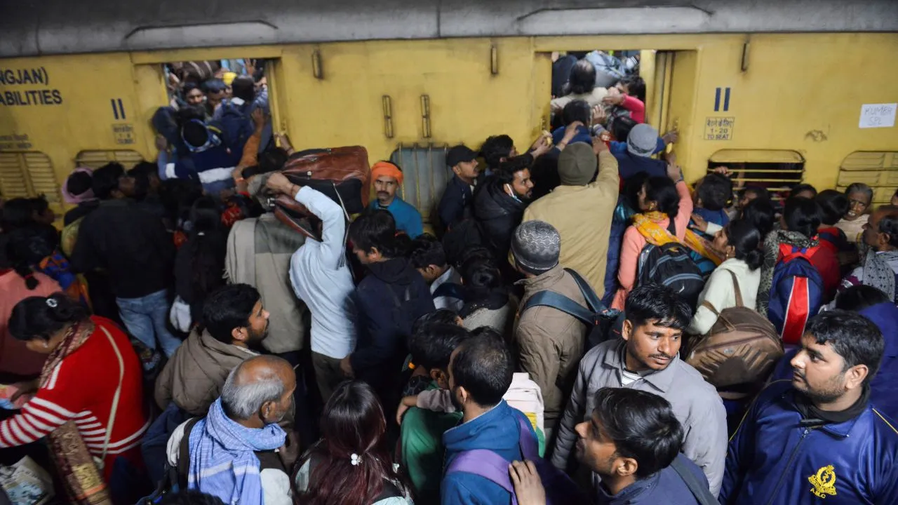  'Centralised war room': Indian Railways overhauls crowd-control after Delhi station stampede Photograph: (Reuters) 