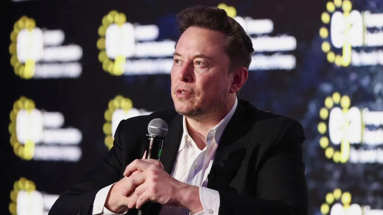  Elon Musk to launch Grok 3 today: Timing and key information Photograph: (Reuters) 