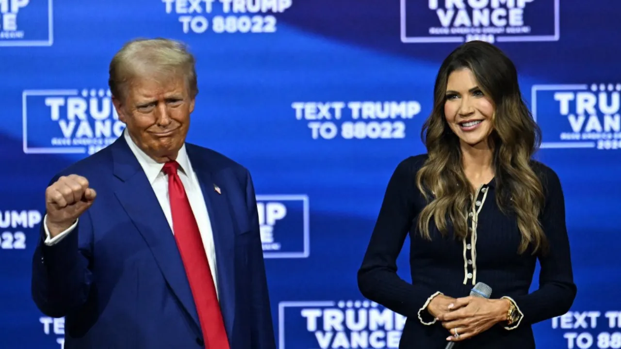  File Photo: US President Donald Trump and Secretary of homeland security Kristi Noem Photograph: (AFP) 