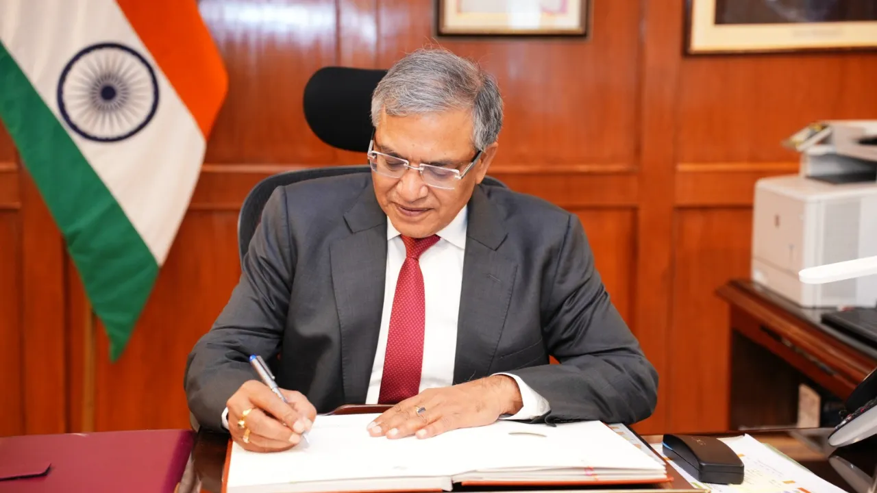  A notification issued by the Indian Ministry of Law and Justice announced that President Droupadi Murmu was pleased to appoint Gyanesh Kumar, Election Commissioner, as Chief Election Commissioner in the Election Commission of India, with effect from February 19, 2025. Photograph: (x/ANI) 