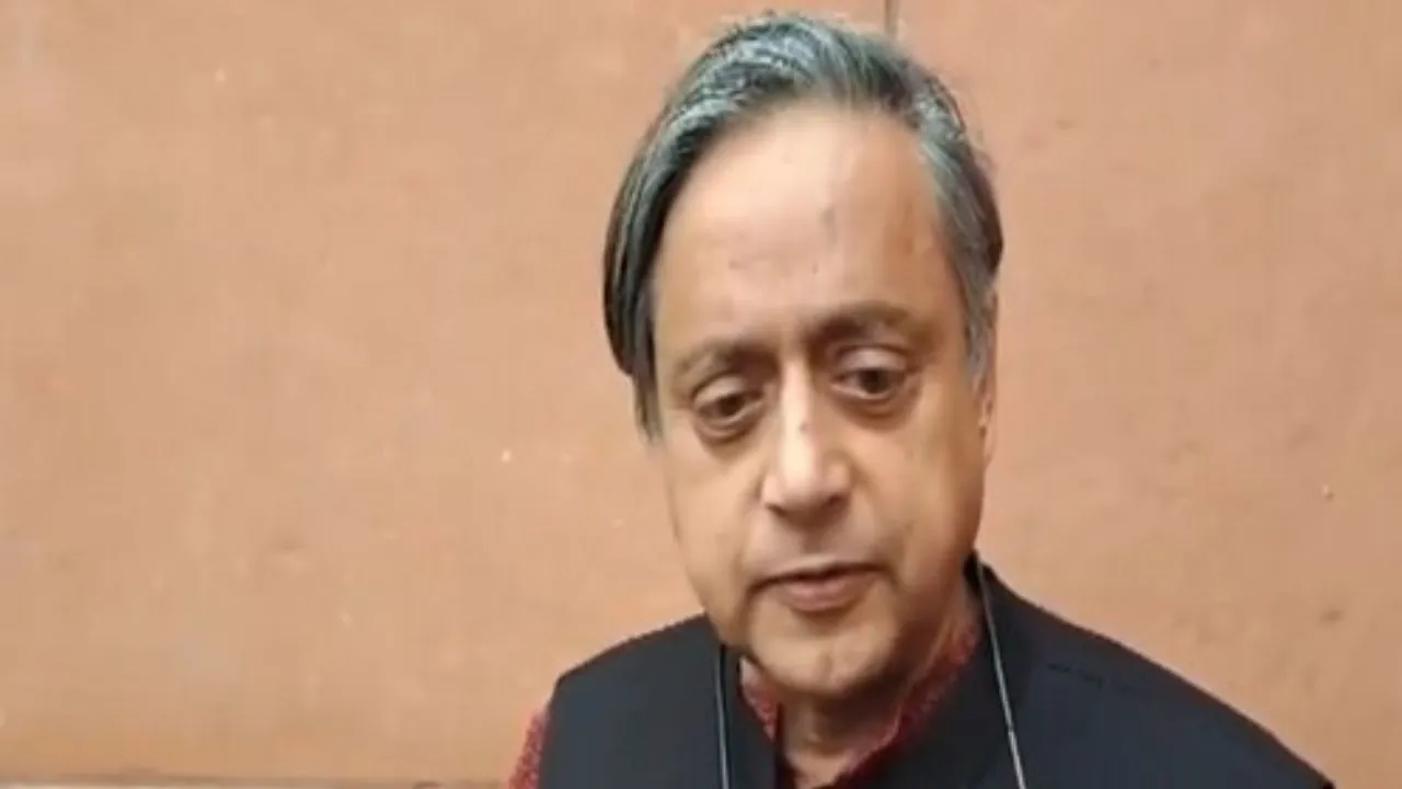  Congress MP Shashi Tharoor Photograph: (ANI) 