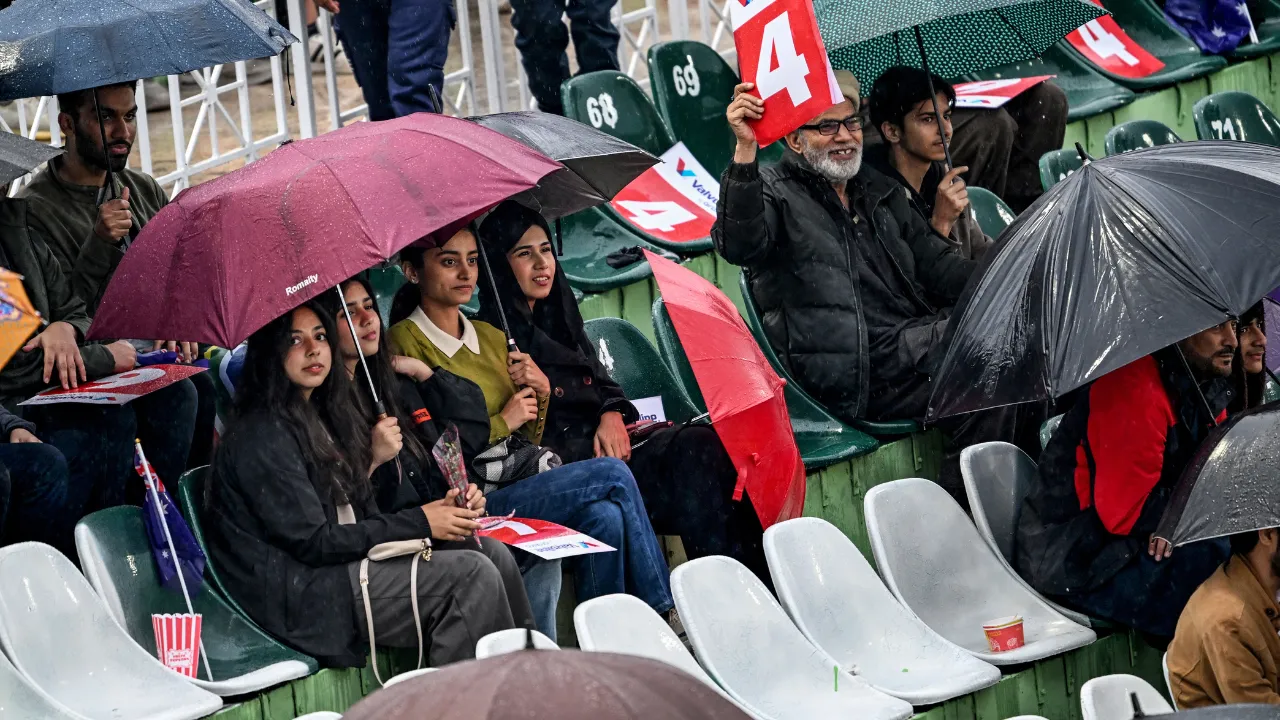  Fans at the Rawalpindi stadium Photograph: (AFP) 