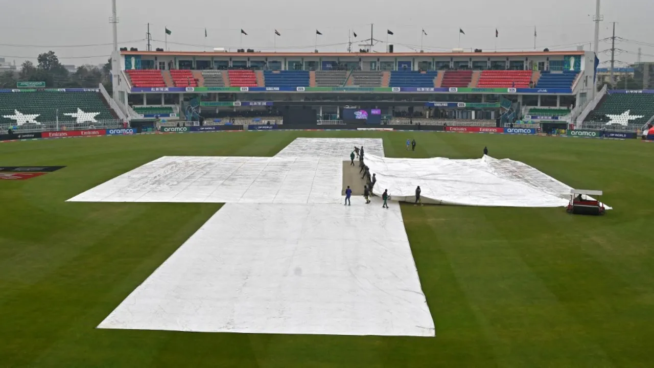  Champions Trophy: Most areas in Pindi stadium uncovered Photograph: (AFP) 