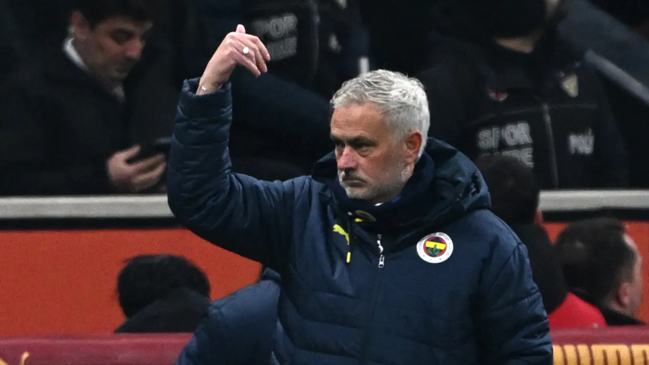  Turkish football club Galatasaray accuse Jose Mourinho of 'racist statements' after derby Photograph: (AFP) 