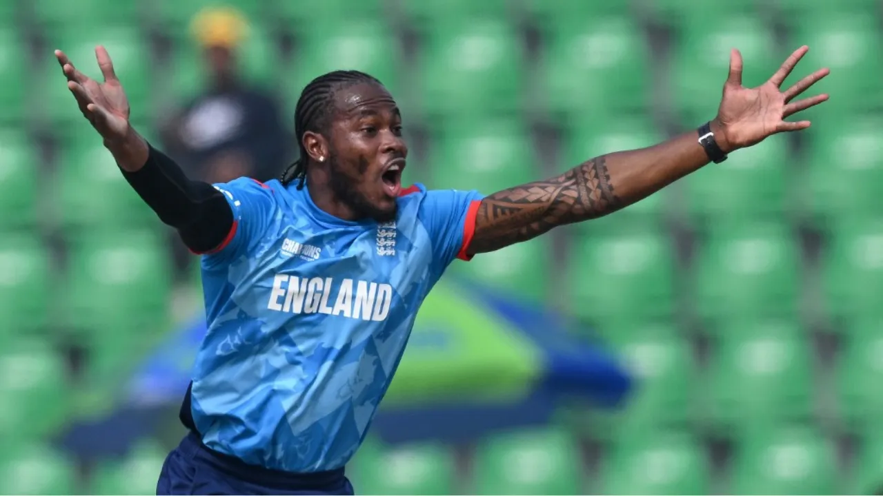  Jofra Archer becomes fastest England bowler to take 50 ODI wickets. Photograph: (AFP) 