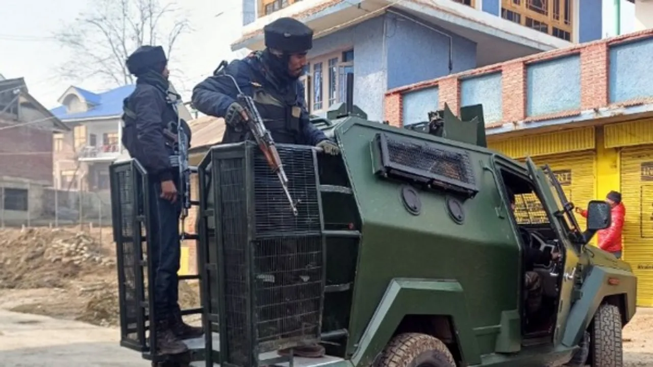  Terrorists open fire on army vehicle in J&K's Rajouri, no casualties reported Photograph: (ANI) 