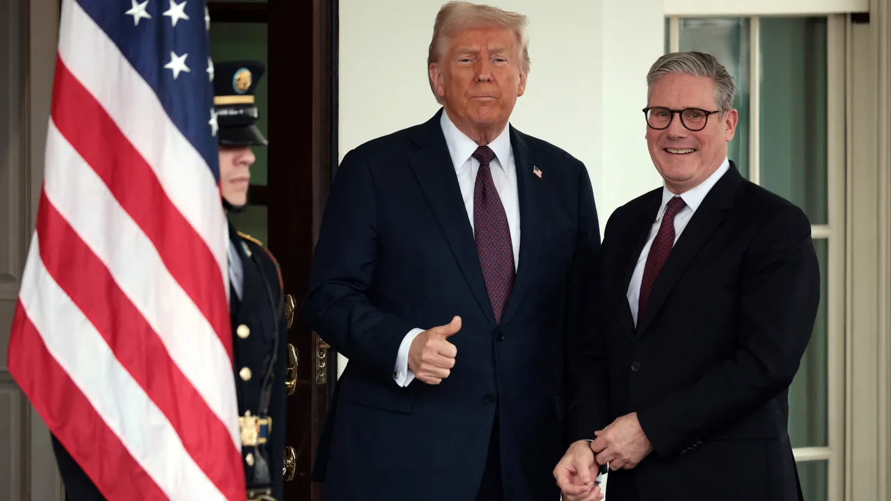  US President Donald Trump (L) greets British Prime Minister Keir Starmer as he arrives at the White House on February 27, 2025 in Washington, DC. Starmer is on his first visit to Washington since President Trump returned to the White House.  Photograph: (AFP) 