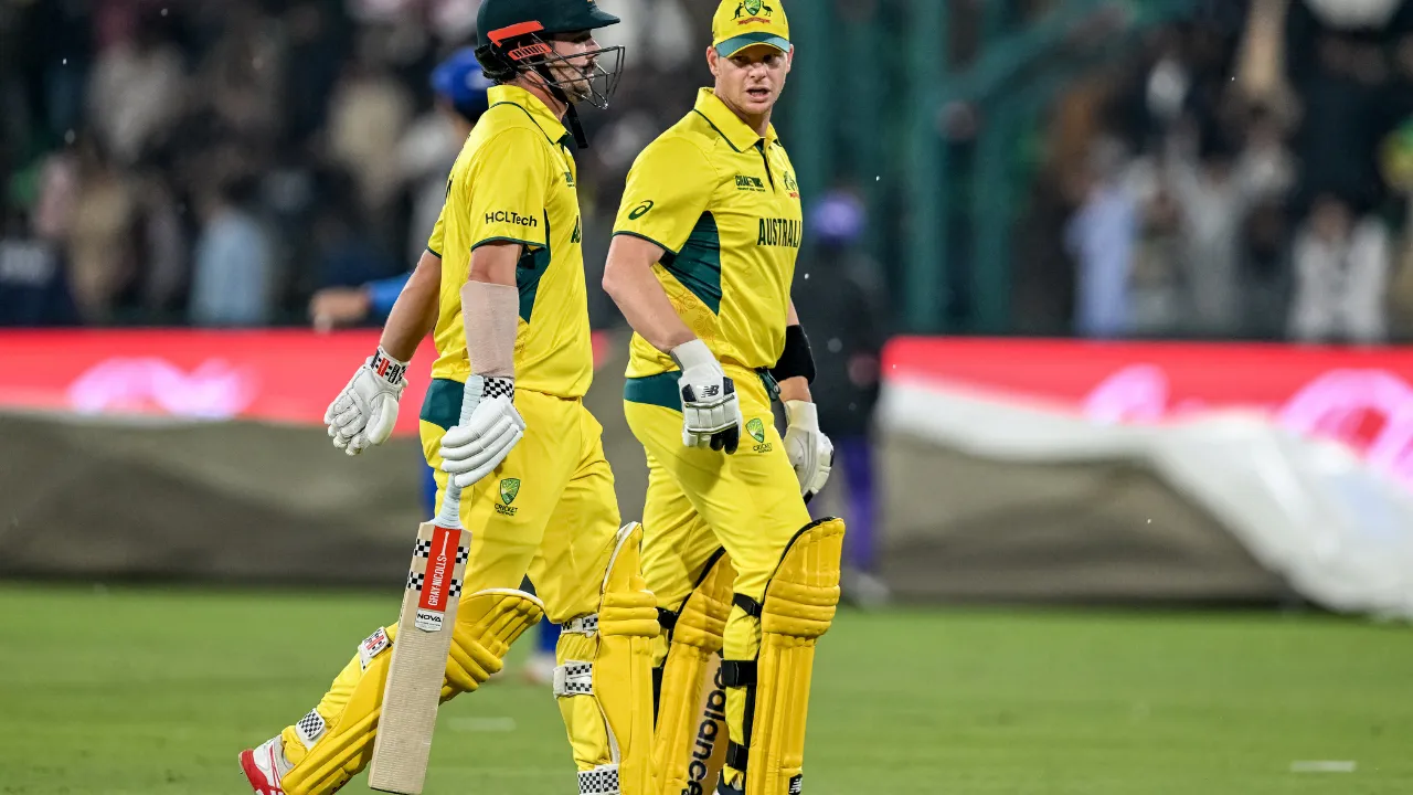  Steve Smith and Travis Head Photograph: (AFP) 