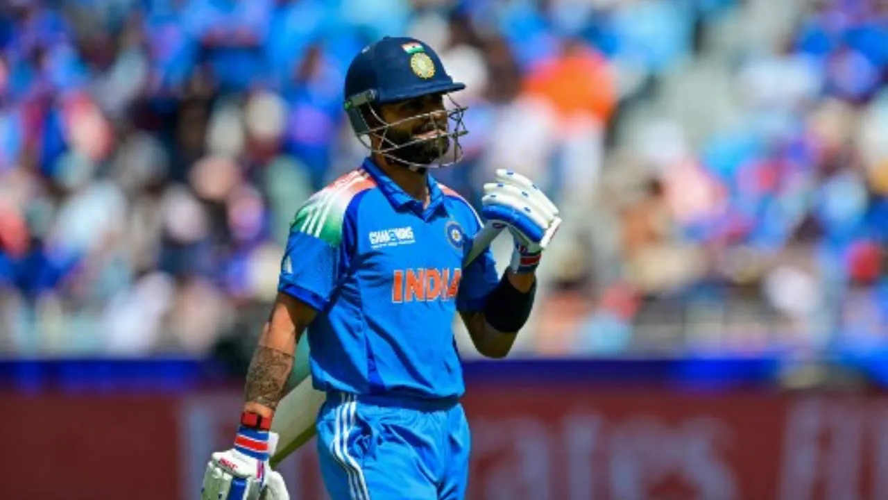  Virat Kohli leaves the field after being dismissed Photograph: (AFP) 
