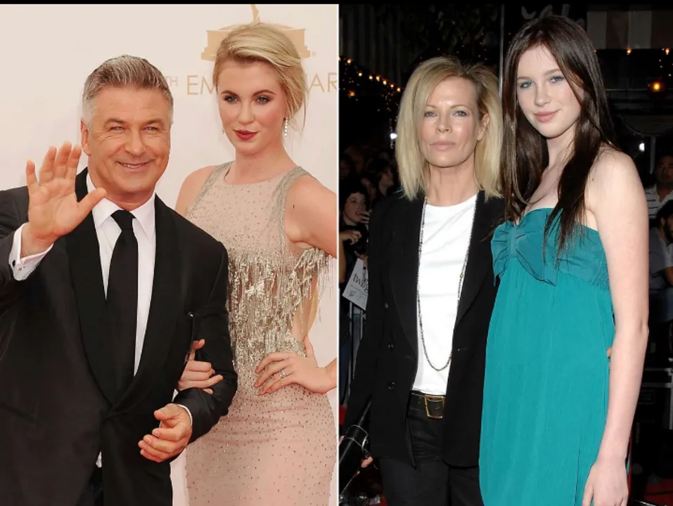  Alec Baldwin with former wife Photograph: (X) 
