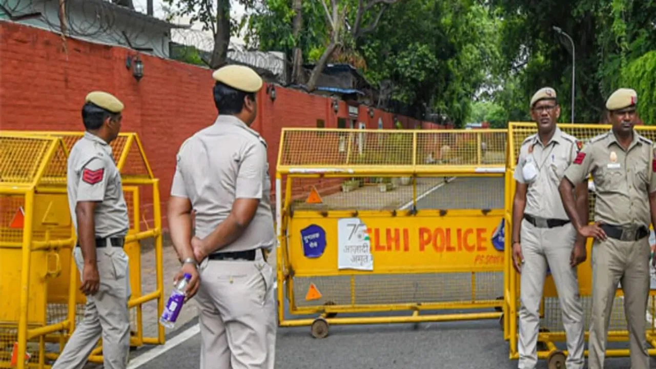  Representational image of Delhi Police officials.  Photograph: (ANI) 