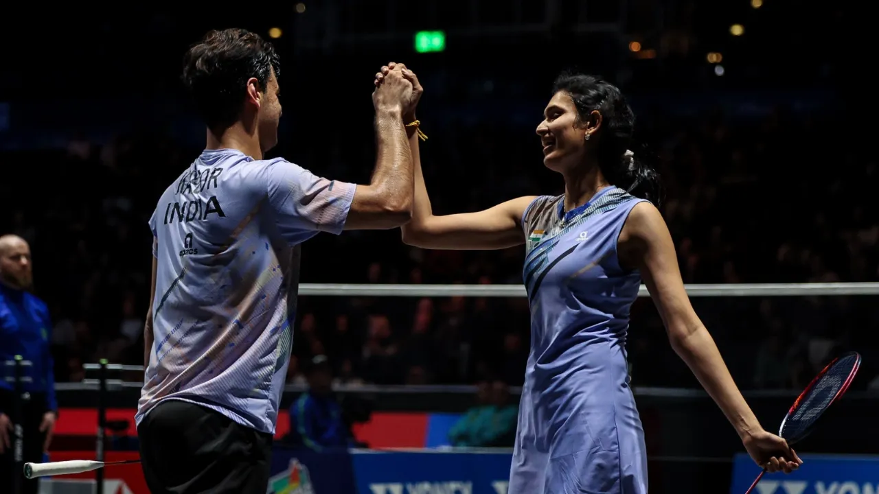  Rohan Kapoor and Ruthvika Gadde Photograph: (Badminton Photo) 
