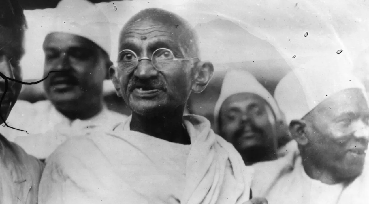  Mahatma Gandhi Photograph:(Getty) 