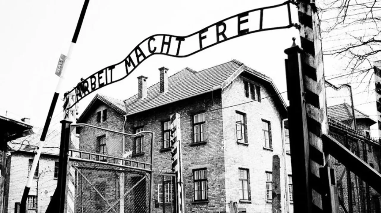  Auschwitz Photograph:(Others) 