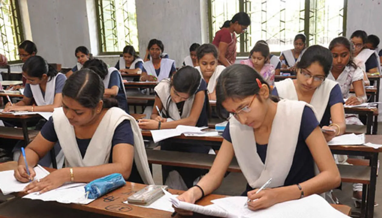  CBSE Class 10 Board Results 2017. Photograph:(Zee News Network) 