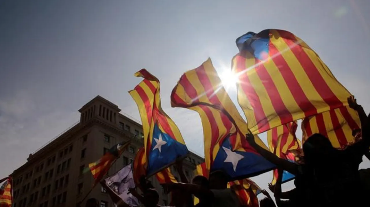  Catalan Flags Photograph:(Reuters) 