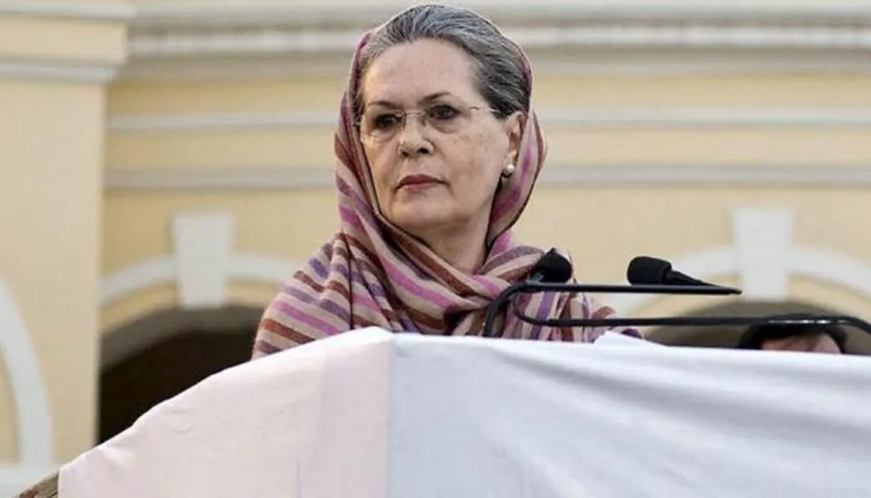  Sonia Gandhi 