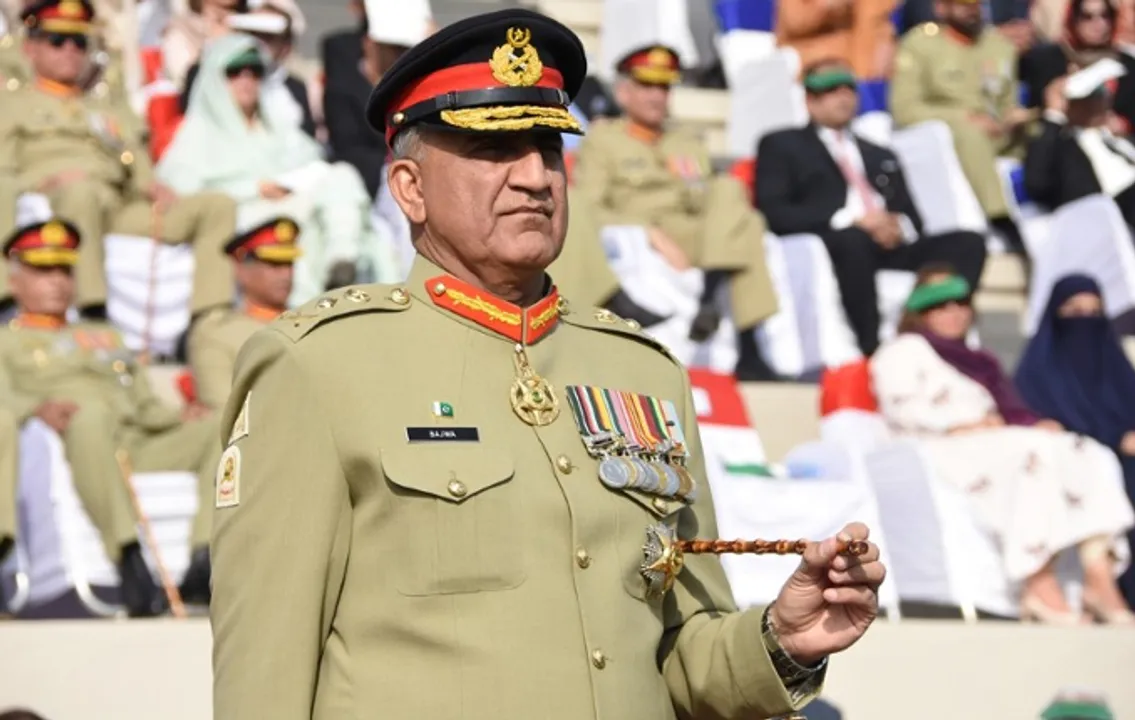  Pakistan Army chief Bajwa slams India Photograph:(Reuters) 