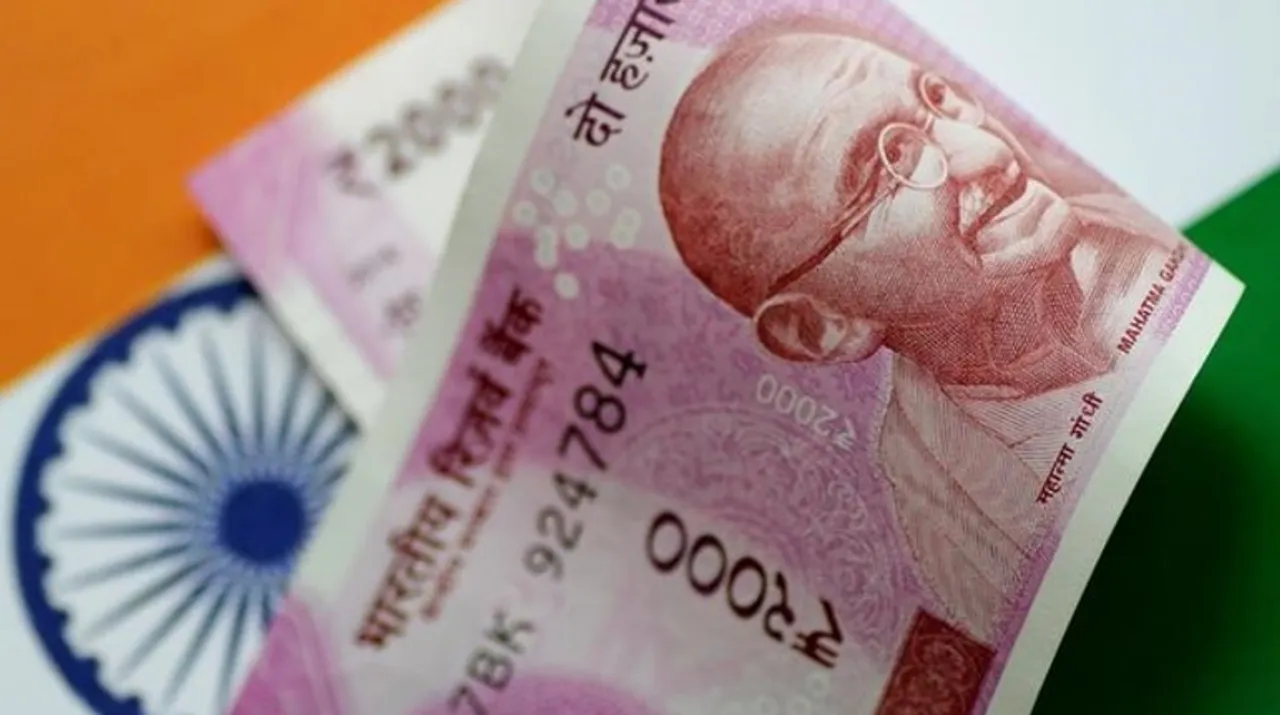  Cash Photograph:(Reuters) 