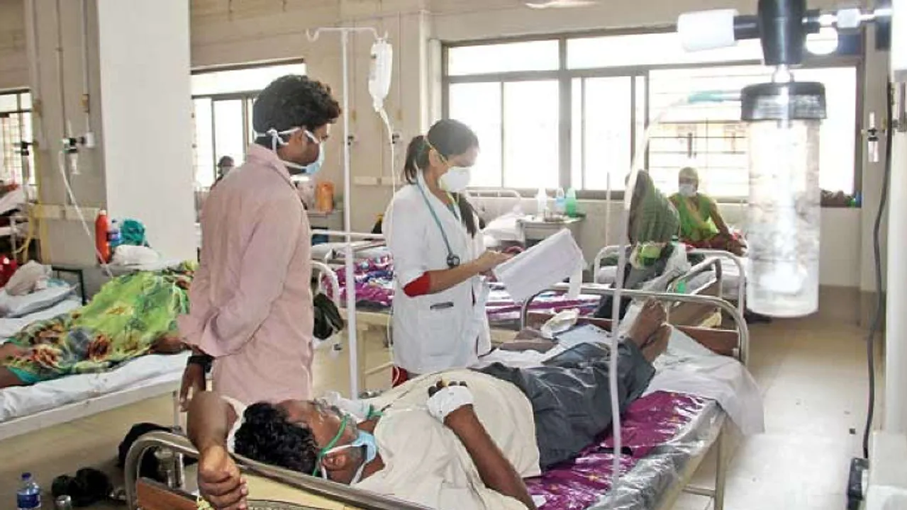  India's healthcare industry Photograph:(DNA) 