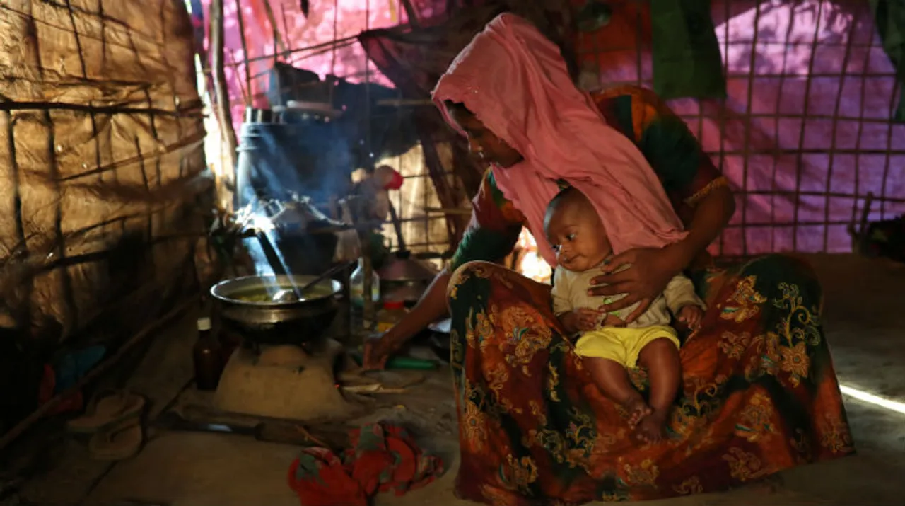  Myanmar-Rohingya-family Photograph:(Reuters) 