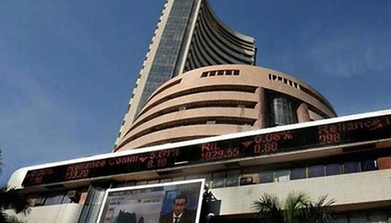  Sensex, Nifty Photograph:(Zee News Network) 