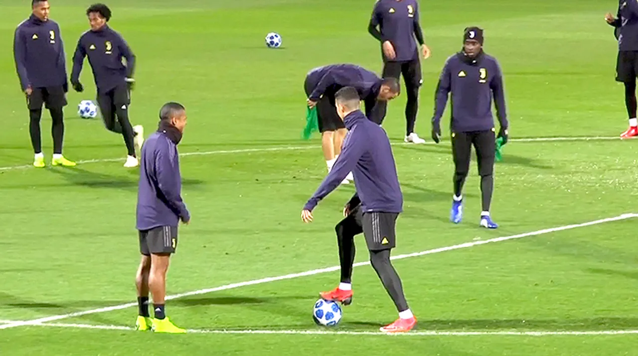  Juventus prepare to face Valencia in must win Champions League clash Photograph:(Reuters) 