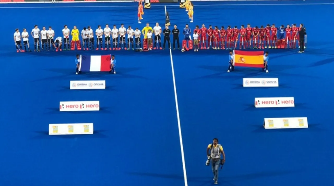  France vs Spain Photograph:(X) 