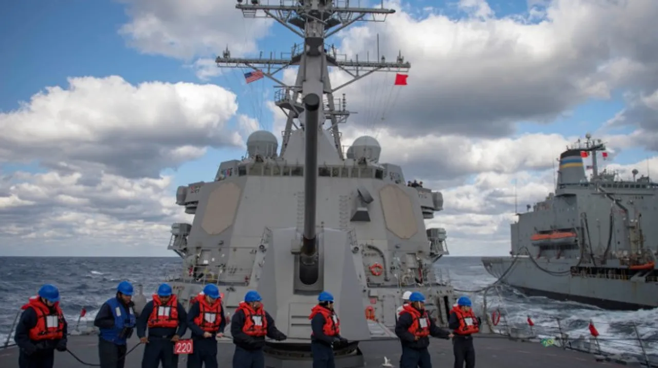  Missile destroyer USS McCampbell  in East China Sea Photograph:(Reuters) 