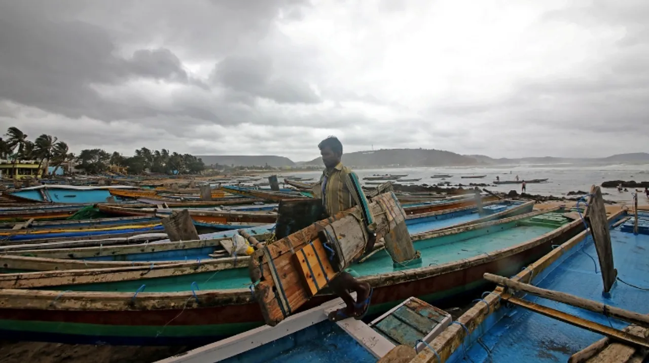  Cyclone Fani Photograph:(Reuters) 