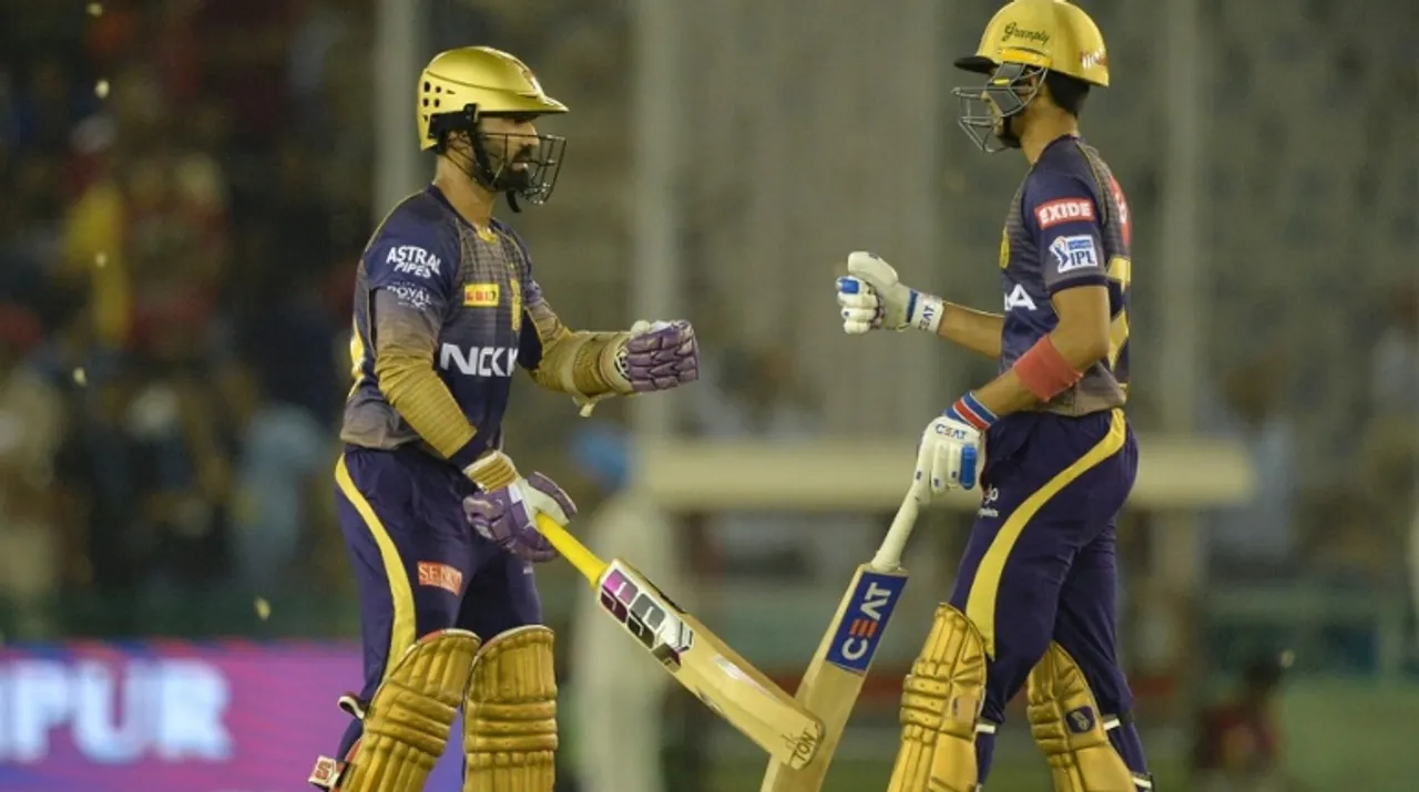  Dinesh Karthik-Shubman Gill Photograph:(AFP) 