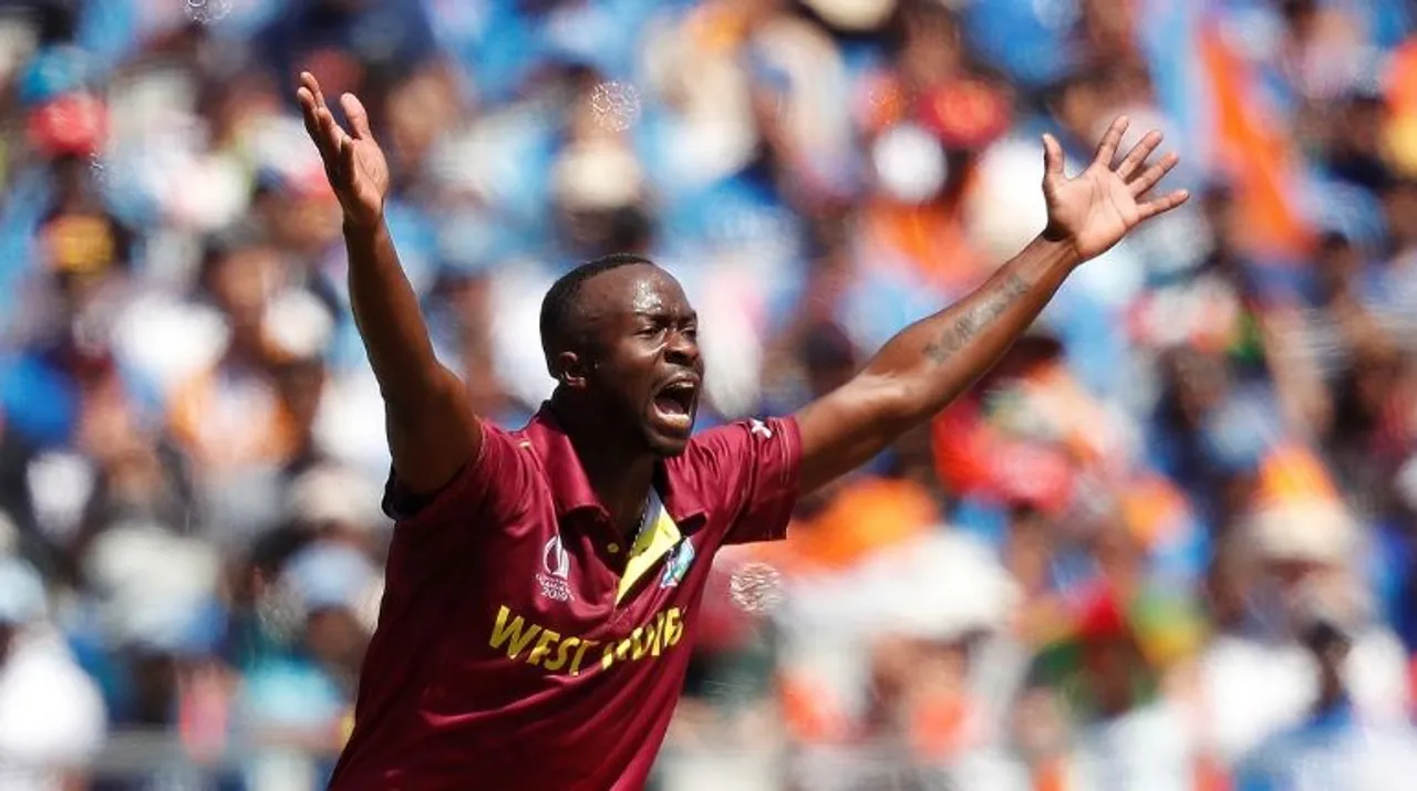  Kemar Roach Photograph:(Reuters) 
