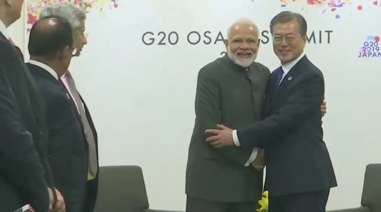  Narendra Modi and Moon Jae-in Photograph:(ANI) 