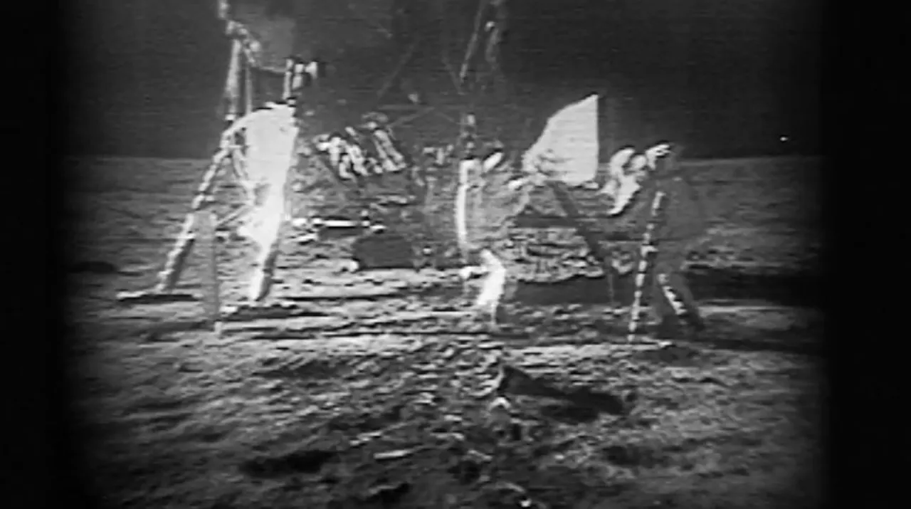  Neil Armstrong Photograph:(Reuters) 
