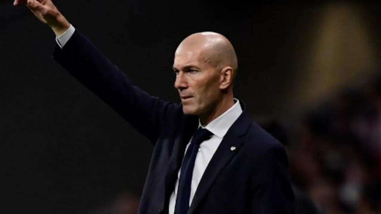  Zinedine Zidane Photograph:(AFP) 
