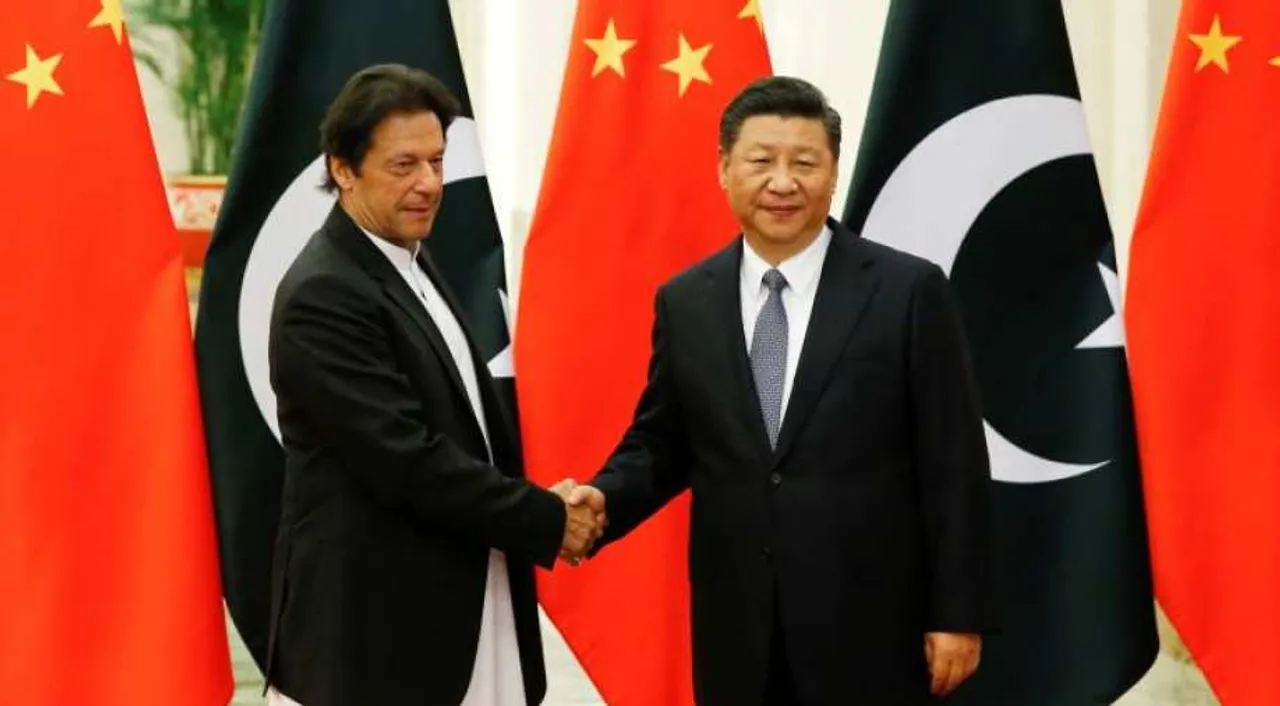 Imran khand and Xi JInping Photograph:(Reuters) 