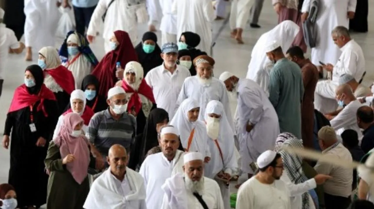  Coronavirus in Saudi Arabia Photograph:(AFP) 