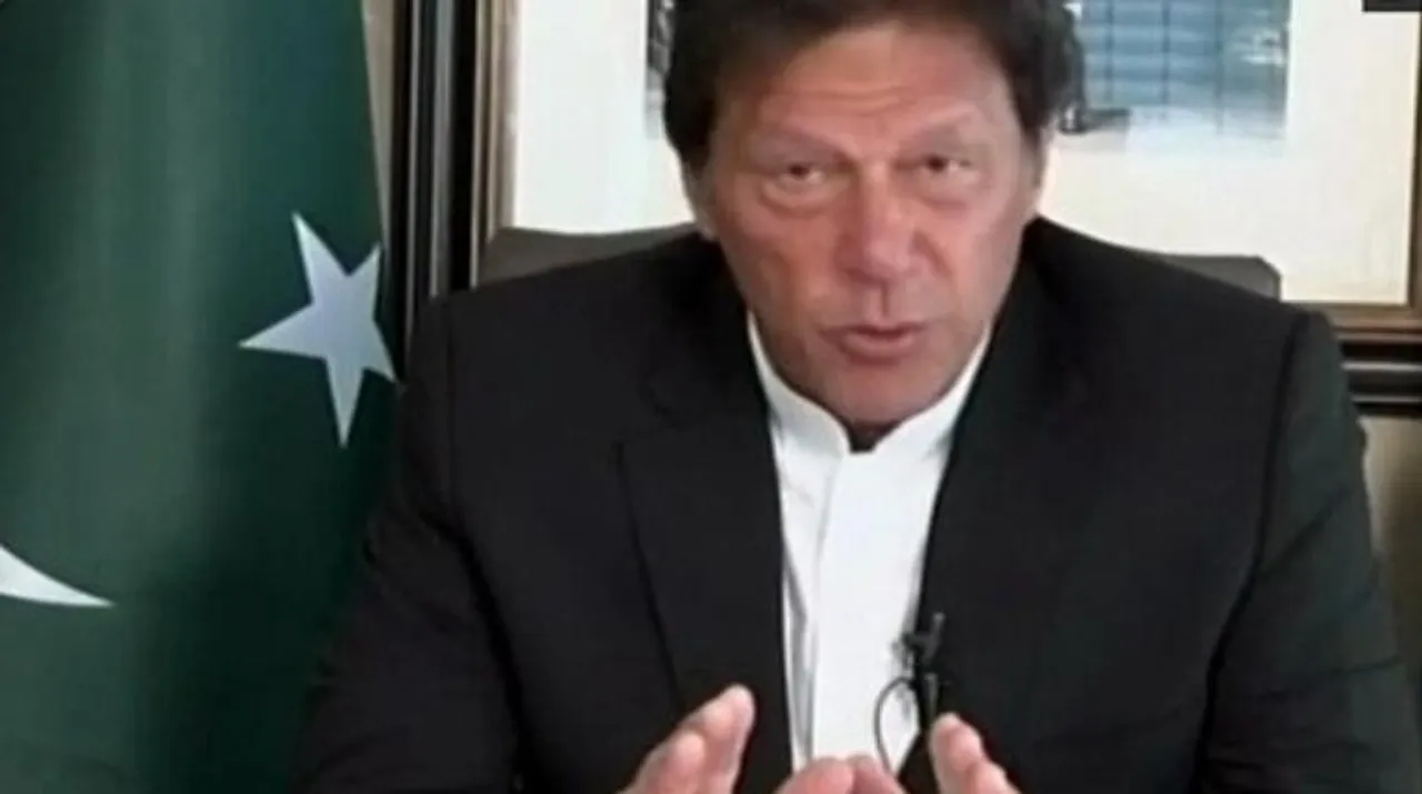  Imran Khan gives control to army Photograph:(ANI) 