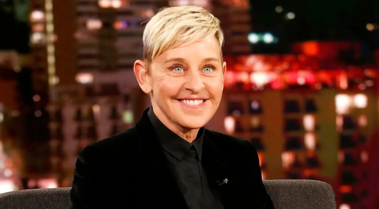  Ellen Degeneres Photograph:(X) 