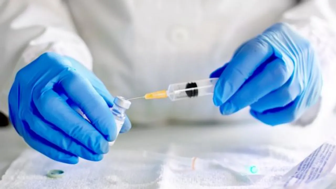  Coronavirus vaccine Photograph:(AFP) 