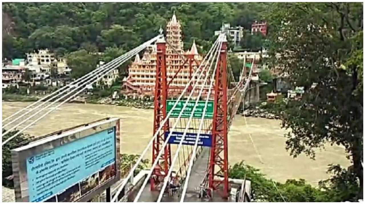 Lakshman Jhoola is a Holy site in Hinduism Photograph:(ANI) 