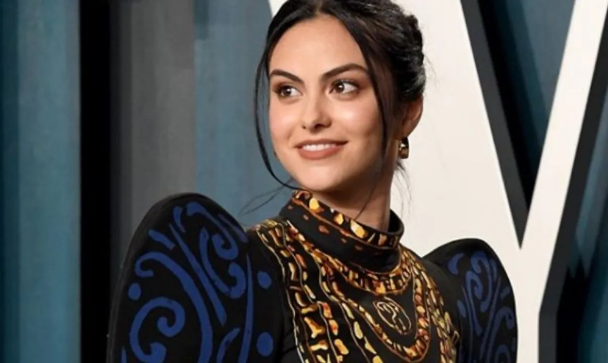  'Riverdale' actor Camila Mendes  Photograph:(Instagram) 