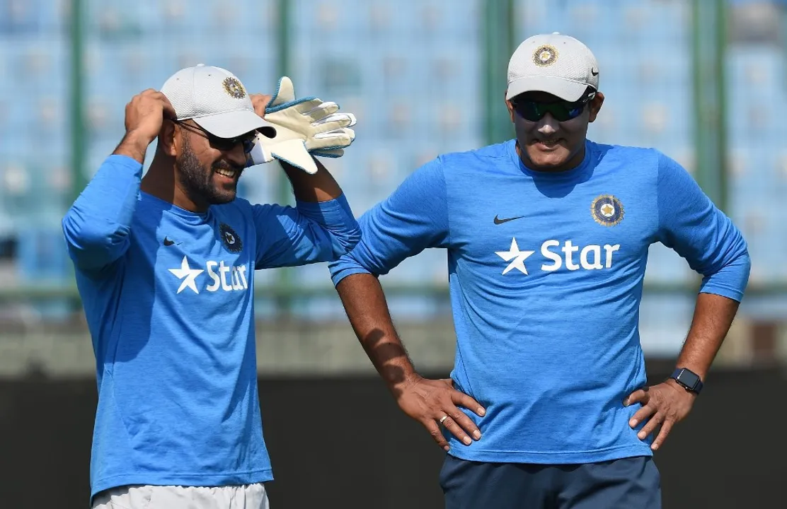  MS Dhoni and Anil Kumble Photograph:(AFP) 