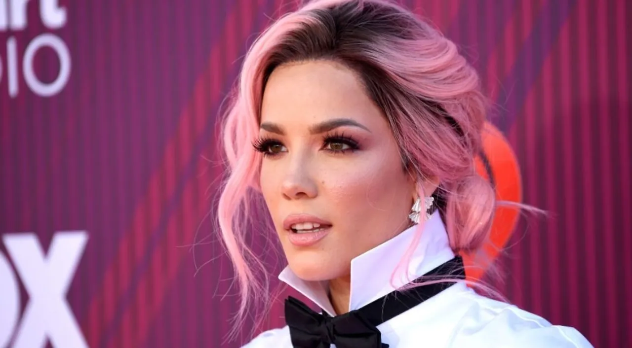  Halsey Photograph:(X) 