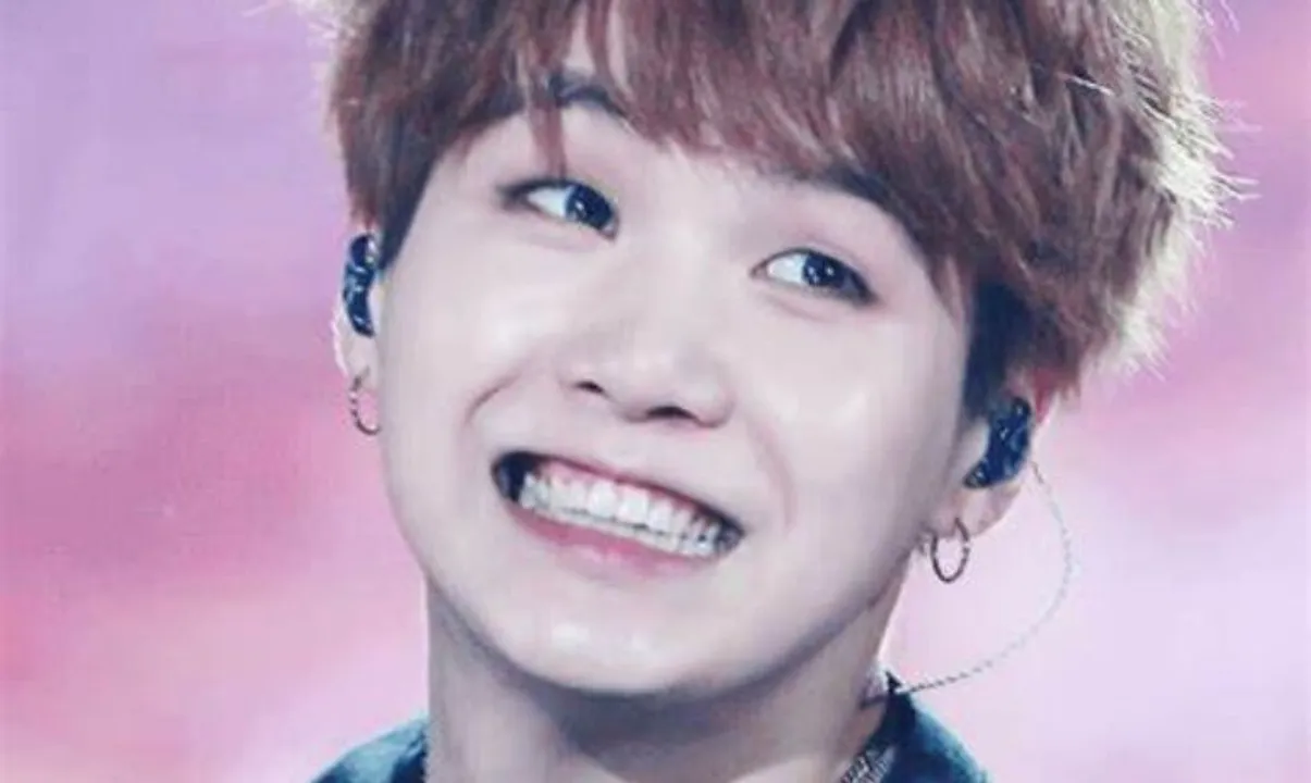  BTS Suga Photograph:(X) 