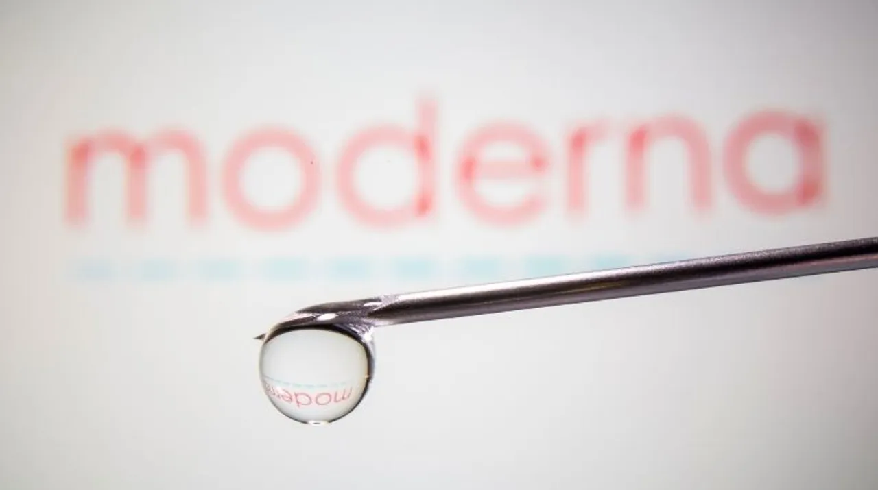  Moderna's logo is reflected in a drop on a syringe needle in this illustration taken November 9, 2020. Photograph:(Reuters) 