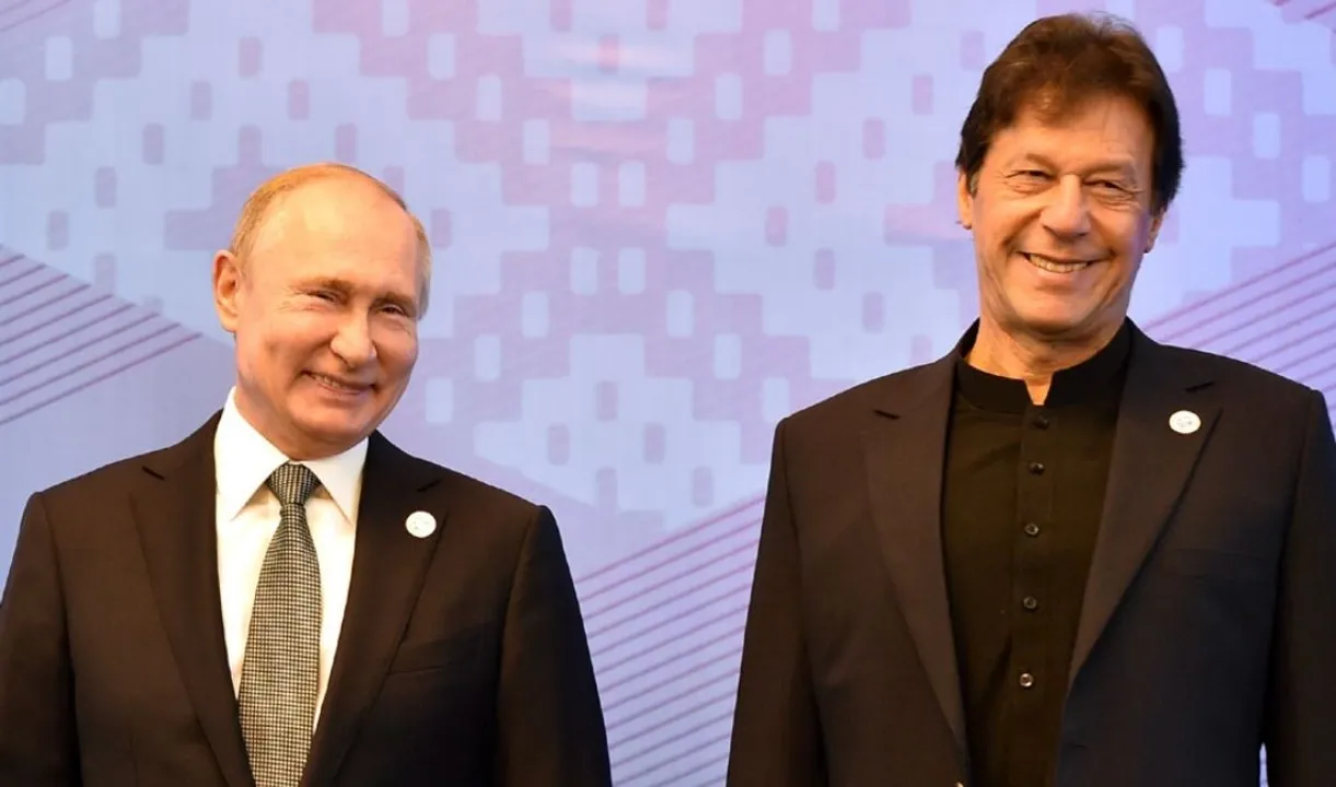  Vladimir Putin and Imran Khan Photograph:(AFP) 