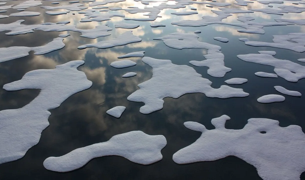  Impact of climate change on ice Photograph:(AFP) 