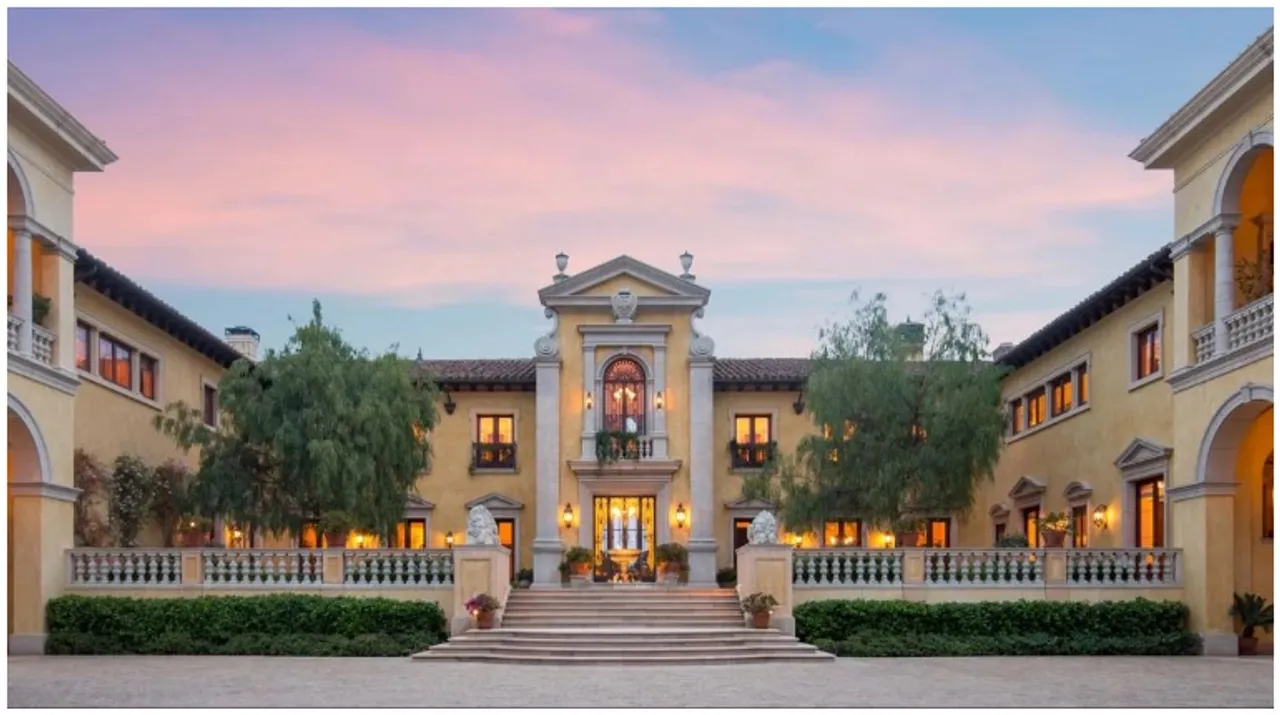  Beverly Hills House Photograph:(Others) 
