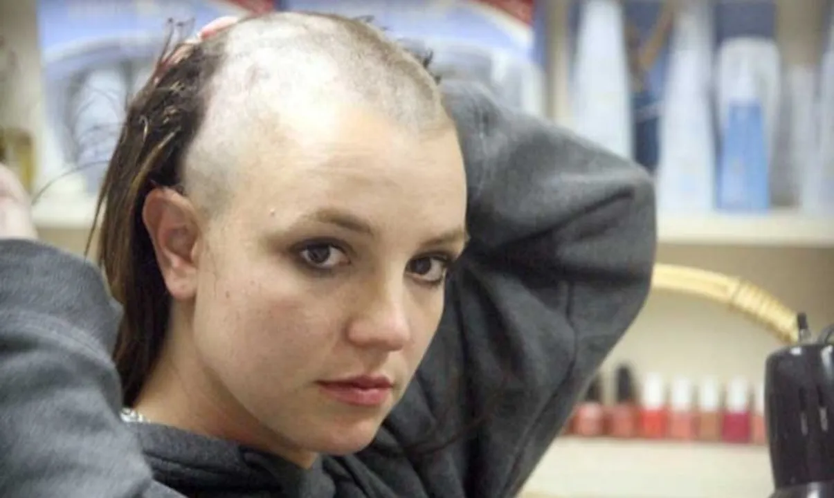 From shaving head to umbrella attack 6 times Britney Spears made